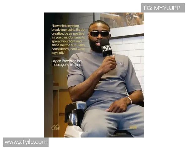 杰伦布朗如何在NBA赛场上展现领导力与个人魅力的双重魅力